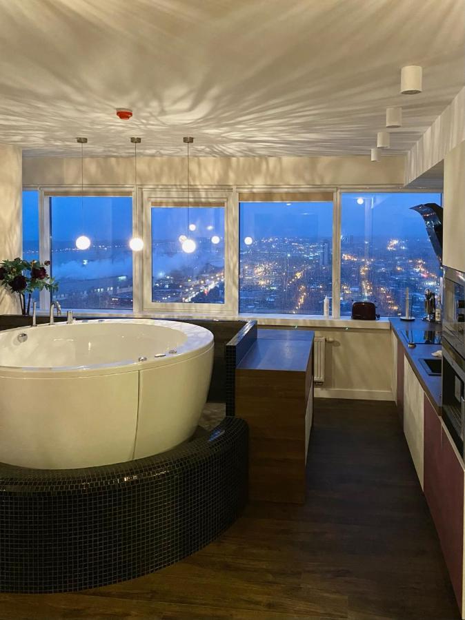 Apartamento Sky Flat Jacuzzi 27 Floor Klaipėda Exterior foto